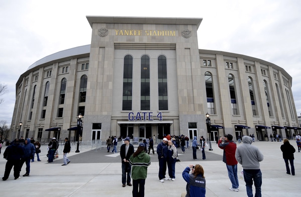 Chicago Cubs v New York Yankees