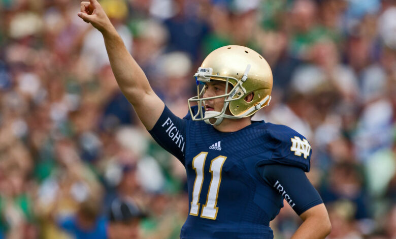 Notre Dame pulls in Duke transfer quarterback Riley Leonard, third transfer  QB in four years - NBC Sports
