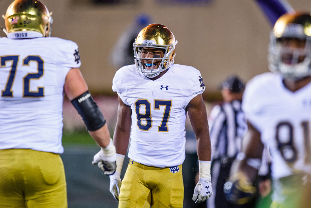 Notre Dame WR Michael Young Injures Shoulder, Could Miss ...