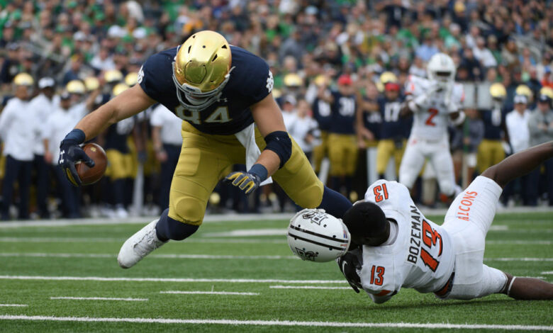 cole kmet notre dame bowling green 1