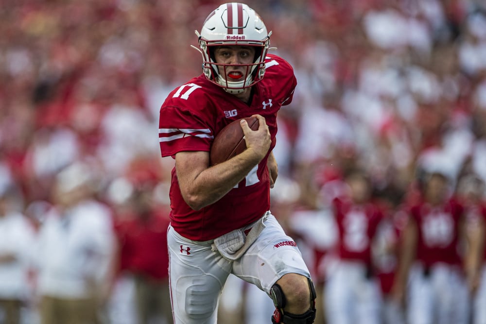 Notre Dame football: Former Wisconsin QB Jack Coan all in on beating the  Badgers