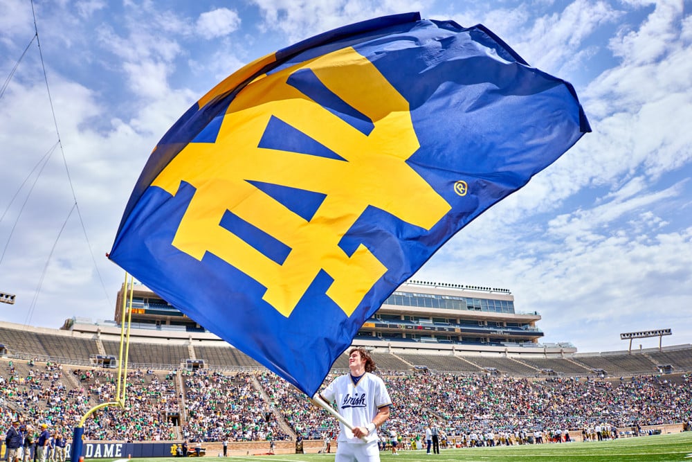 Notre Dame going with the all navy look today : r/baseball