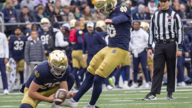 Notre Dame Fighting Irish place kicker Mitch Jeter